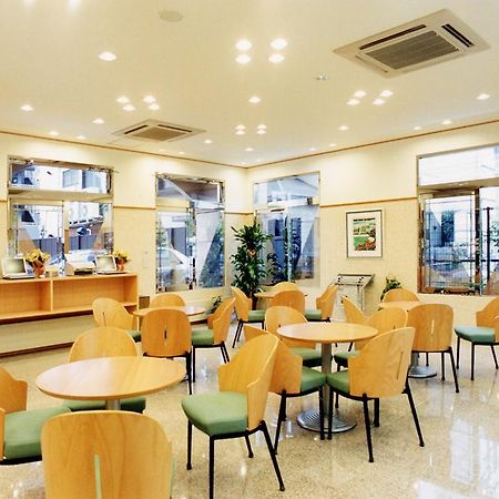 Toyoko Inn Misato Ekimae Buitenkant foto